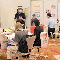 コロナ禍の進路、高校生に不安の声　就職見送りや進学断念も　千葉市で合同企業説明会