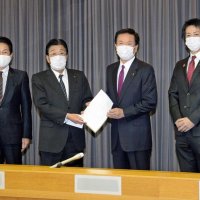 「与野党対決」前面に　劣勢強調、巻き返しへ　関県議擁立の自民　【’２１ちば知事選　政党の思惑】（上）
