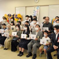 いいおか文芸賞　活動中断　震災語り５年、高齢化で