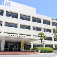 万引見つかり暴行疑い　千葉市