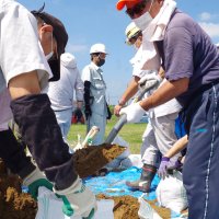 冠水備え土のう積み学ぶ　住民ら５０人が水防訓練　東金・西福俵