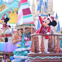 きらめく季節華やかに　東京ディズニーリゾートのクリスマス　【舞浜タイムズ１１月号】