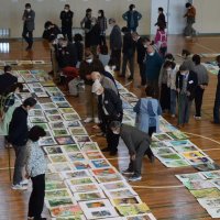 入賞４０４点決まる　こども県展中央審査会　１２月１４日から県立美術館で展示