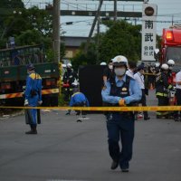 飲酒運転のトラックに児童５人がはねられ死傷した事故現場＝昨年６月２８日、八街市
