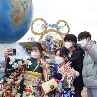 コロナ禍の成人式　式典分散化、時間も短縮　ミッキーとの触れ合い見送り　浦安市　千葉市も簡素化