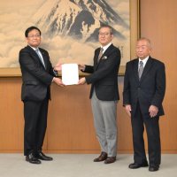 もっとＳＤＧｓ視点を　千葉市新基本計画　審議会、市長に答申