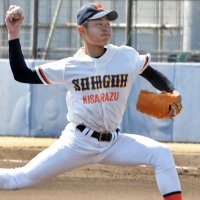 練習試合に中継ぎで登板した木更津総合・伊藤海