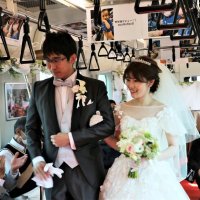 京葉線で初の「車内結婚式」　電車で愛誓い、新たな“出発”　JR千葉支社、事業化も検討