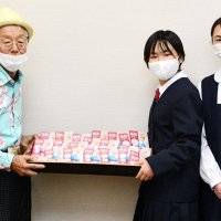 中１女子へ防犯ブザー寄贈　小見川水上スキークラブ　香取