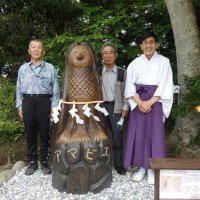 白子神社にアマビエ木像　町の有志奉納、新名所に