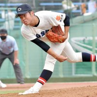 銚子商―青藍泰斗　３失点完投した銚子商の飯島＝宇都宮清原