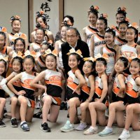 船橋スキューズ２部門Ｖ　市長に笑顔で報告　チアリーディング全国選手権