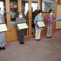 ご近所の絆で詐欺被害防ぐ　「詐欺よ」と説得　お手柄女性４人に感謝状　柏署