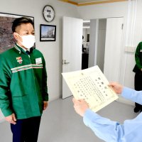 旭のコンビニ店オーナー夫妻、連携し詐欺防ぐ　過去にも食い止めた実績　旭署が感謝状【だまされるな電話de詐欺撲滅へ】