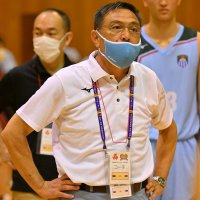 長狭の飯沼監督
