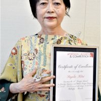 立体刺しゅう海外で受賞　船橋・北井さん「蝶のブローチ」　独自技法究め忠実表現