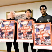 １０月開幕　ジェッツ　パトリック新ＨＣ「応援したくなるバスケを」　船橋市役所　ロー選手らと訪問