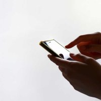 君津市議の名誉毀損認める　ネット掲示板に「在日の詐欺兄弟」「最低な奴」　１９４万円の賠償命令　千葉地裁木更津支部