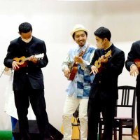 ウクレレ５０周年に華　九十九里高創立式典で生徒と音楽家共演
