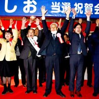 東庄町長選　無投票８選の岩田氏抱負　人口減少解決へ