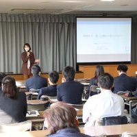 農業の魅力知って　多古高生らを前に講演　茨城の農家
