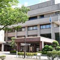 小学教諭、児童の水筒たたきつけ壊す　別室に放置も　地裁松戸支部、体罰認定　流山市に賠償命令