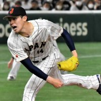 佐々木朗希投手の「おわび」に反響　「人柄が出ている」「和む」　ＷＢＣで死球当てたチェコ選手へお菓子持参　【急上昇ニュースのウラ】