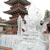 不動明王の形に彫った奉納作品
