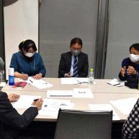児童養護施設人手不足で…　退所後のケア　専念できず　メッセで研修会　「費用、基準ない」指摘も