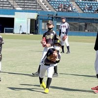 向上心持って練習を　市原ロッテＯＢ野球教室