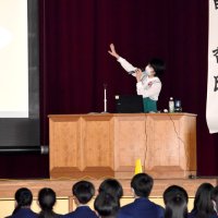 「待っていれば帰ってきそうな気がした。でも…」　事故で小１長男を亡くした高田さん「誰もが当事者になり得る」　土気高で交通安全呼びかけ