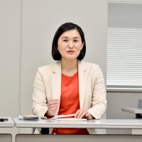 「戦争する国家」問う　斉藤和子氏　４８　共産元（１）　【衆院千葉５区補選　候補者の横顔】