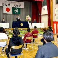 公立夜間中学、千葉市に開校　国籍年代さまざま３８人入学　学び直し支援に決意新た