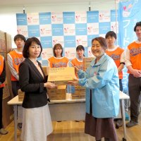 千葉県内フードバンクへ　ＮＴＴ東が缶詰贈る
