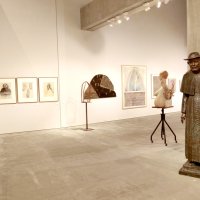 舟越保武ら家族の作品も並ぶ