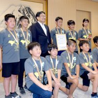 ビーチサッカー日本一　千葉市のクラブ、１２歳以下で快挙