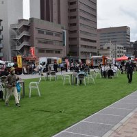 「ＳＴＡＹ　ＳＴＲＥＥＴ」２０日まで　地域のにぎわい創出へトンネル上でイベント　千葉銀８０周年記念のマルシェも
