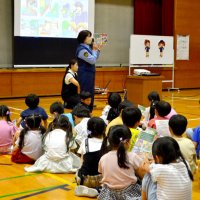 通学時の安全　新小１へ指導　船橋、商店会と警察署