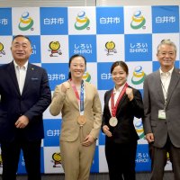 五輪で一緒にメダルを　故郷・白井で重量挙げ安藤・鈴木選手