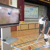 体育館に水が…ＡＲ技術で「仮想浸水」体験　ＮＴＴ東日本が防災授業　鎌ケ谷の小学校