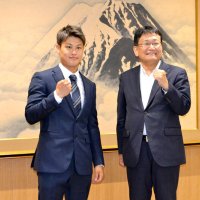 国内最速王座「うれしい」　世界頂点へ決意　ボクシング堤駿斗選手　千葉市訪問