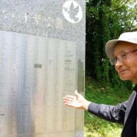 七夕空襲忘れないで　祈念碑に黙とう　千葉市の市民団体