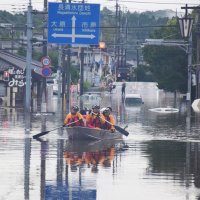 記録的大雨、千葉県内猛威　浸水や土砂崩れ、交通混乱　台風１３号
