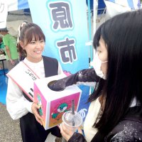 会場にはタレントでいちはらプロモーション大使の山内鈴蘭さんも駆け付けた