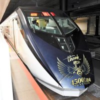 スカイライナー３代目、利用客４５００万人　都心と成田空港直結　コロナ禍経て到達　翼ヘッドマークも披露