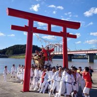 湖畔に神輿、流鏑馬も　市原・高瀧神社　４年ぶり秋例大祭