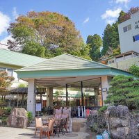 紅葉シーズン前の１１月２日再開　台風１３号で被災の旅館「滝見苑」　名所・養老渓谷、復興へまた一歩