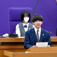 中学生議員　視点鋭く　佐倉　市政の課題質問