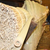 ２００キロ大しめ縄作り　成田山新勝寺　正月準備着々