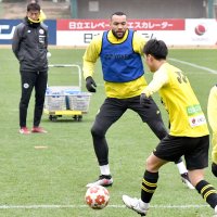 国立決戦へ準備着々　２位じゃダメ、必勝誓う　柏レイソル